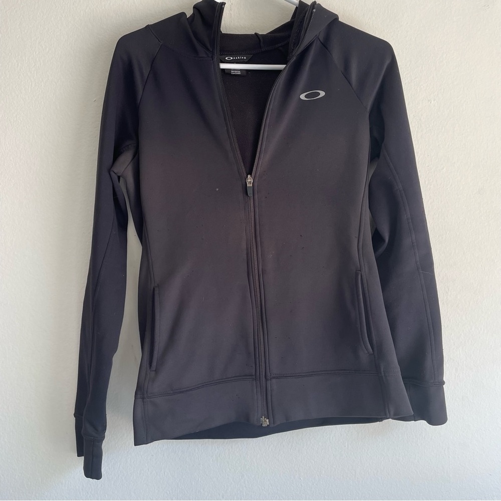 Oakley sporty full zip hoodie in black with side pockets